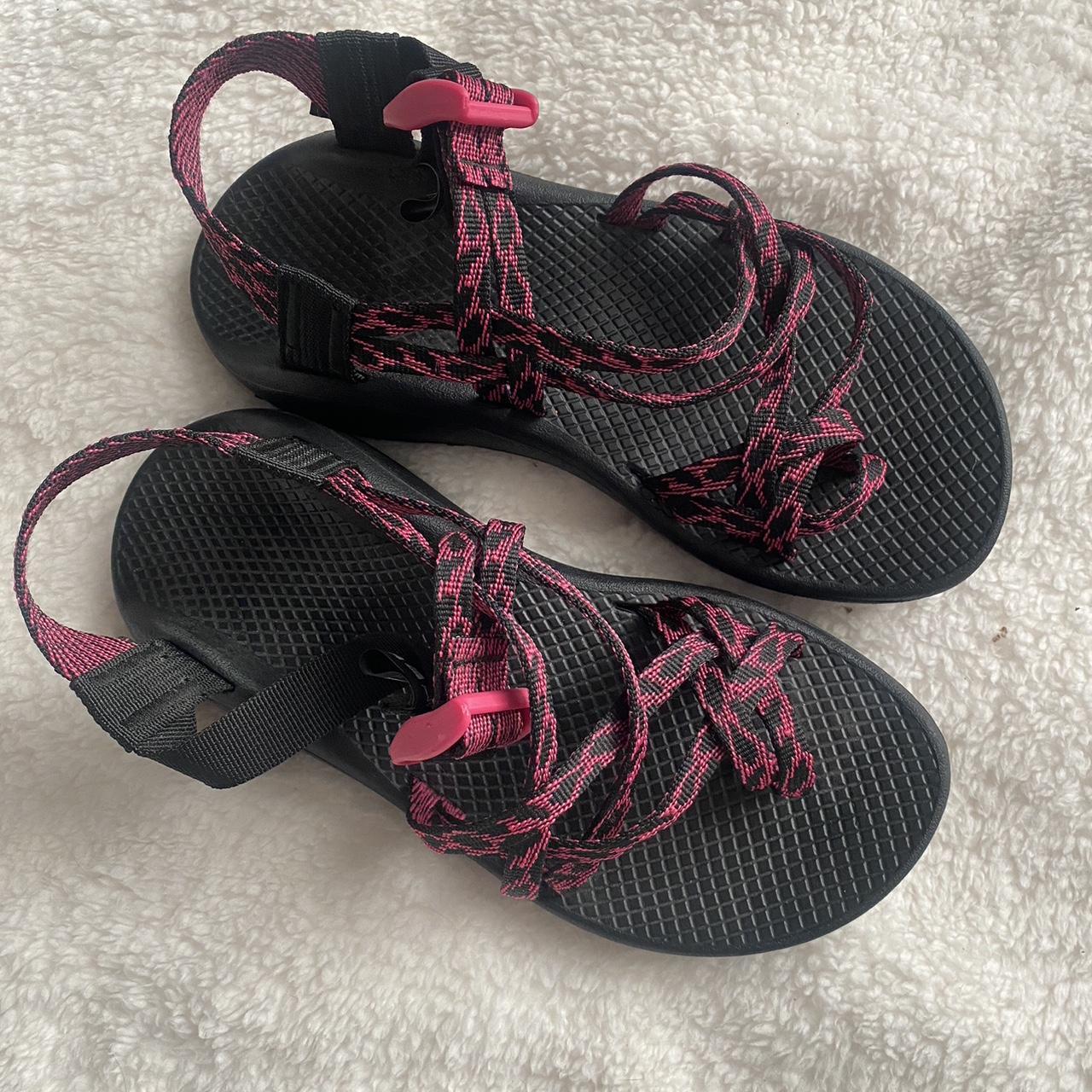 ladies chacos