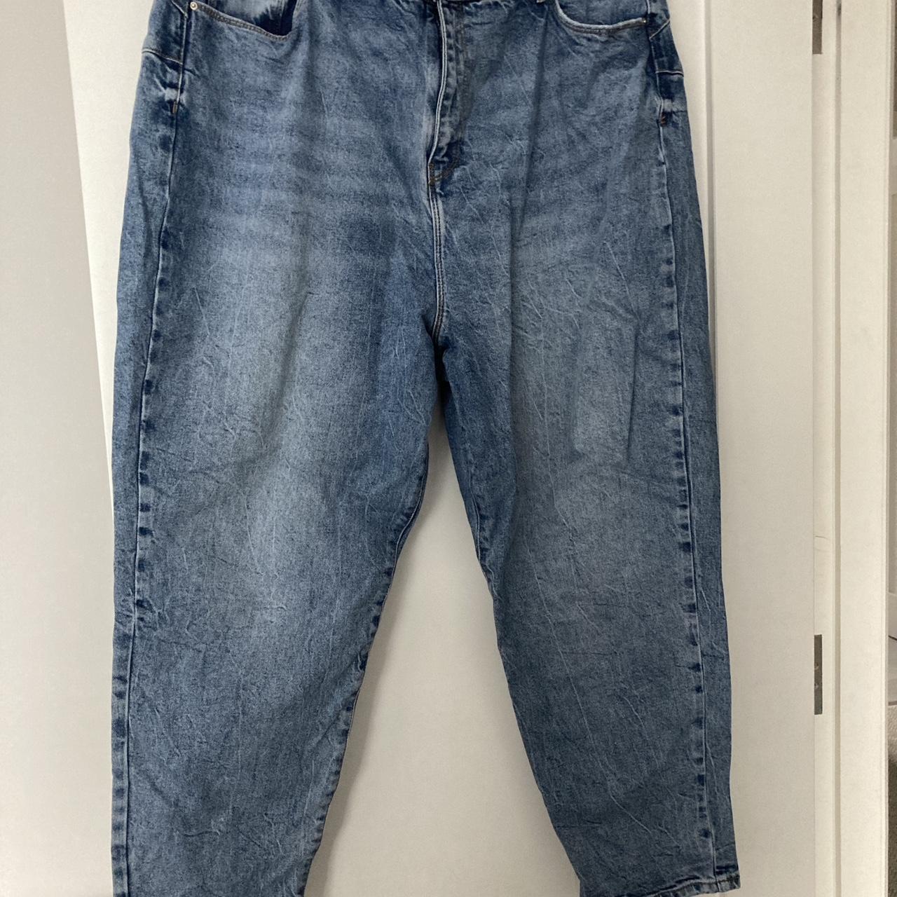 New Look Tori waist enhance mom jeans size 22 worn - Depop