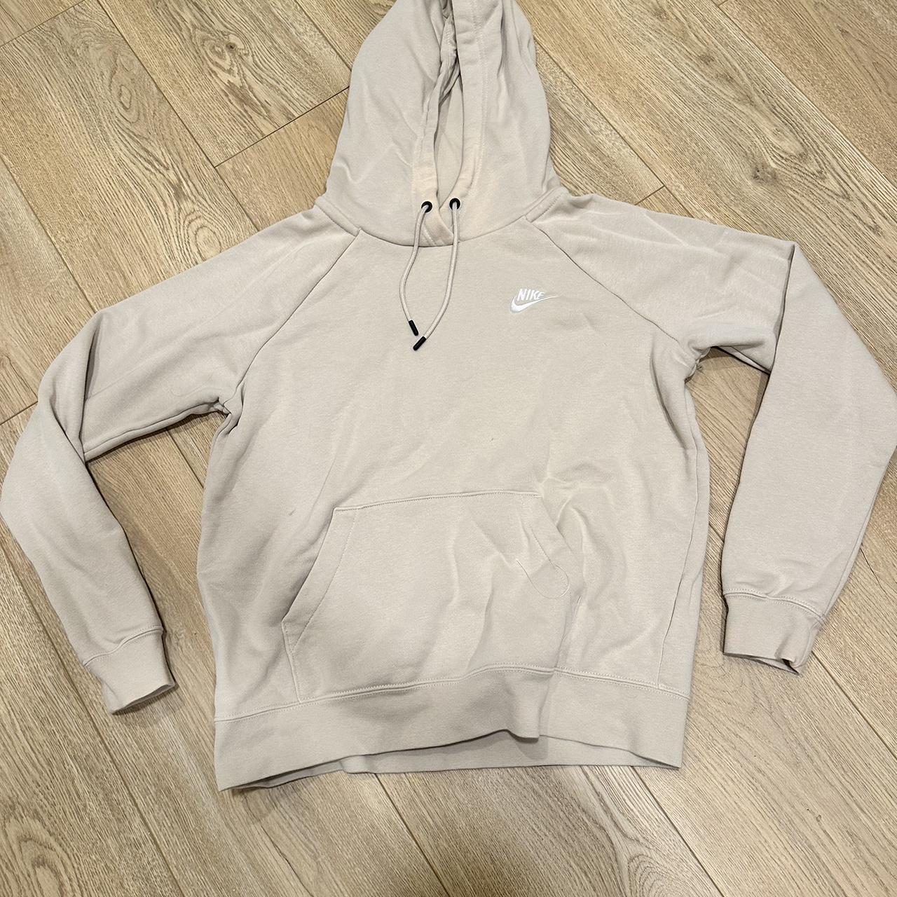 tan nike crewneck womens