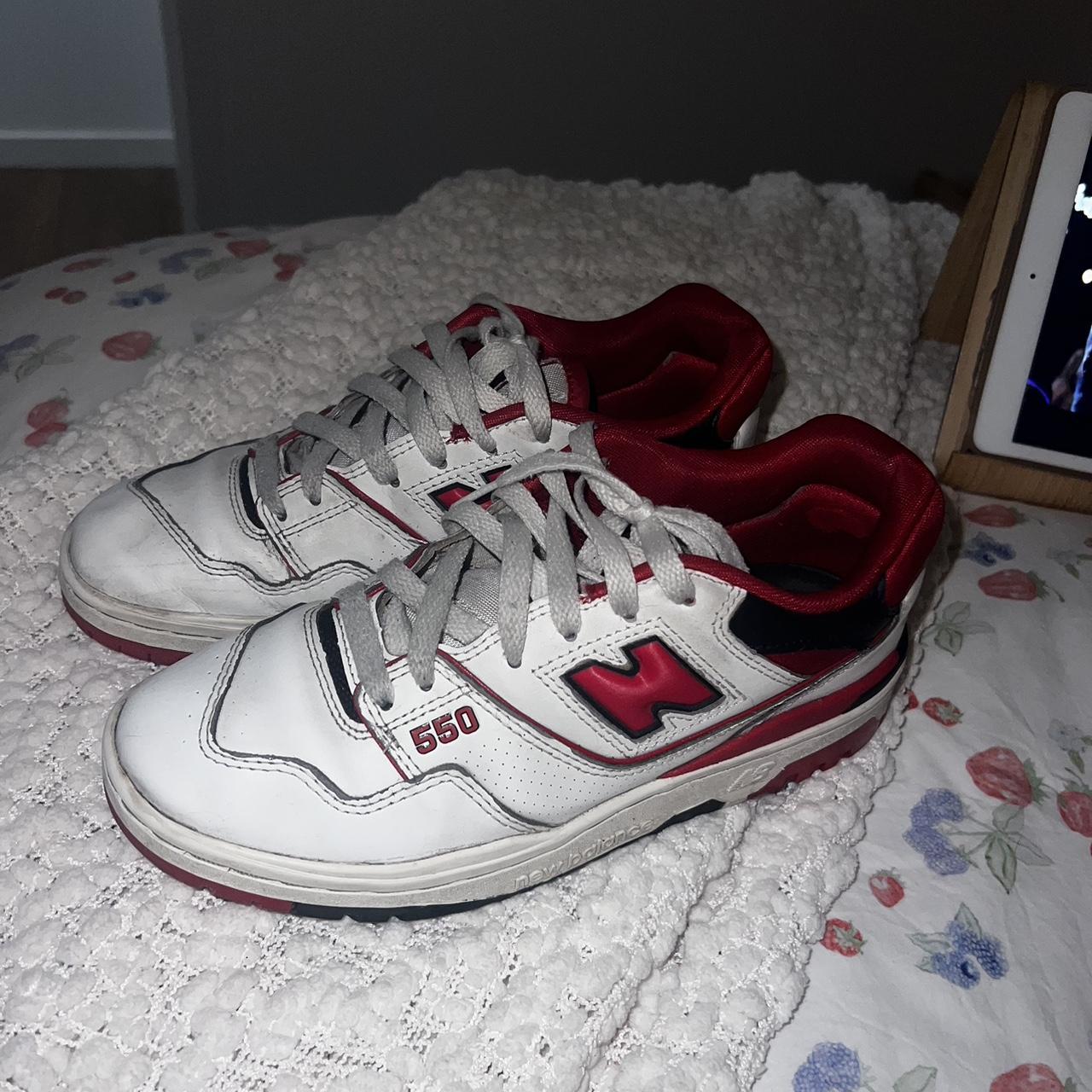 new balance 550s red