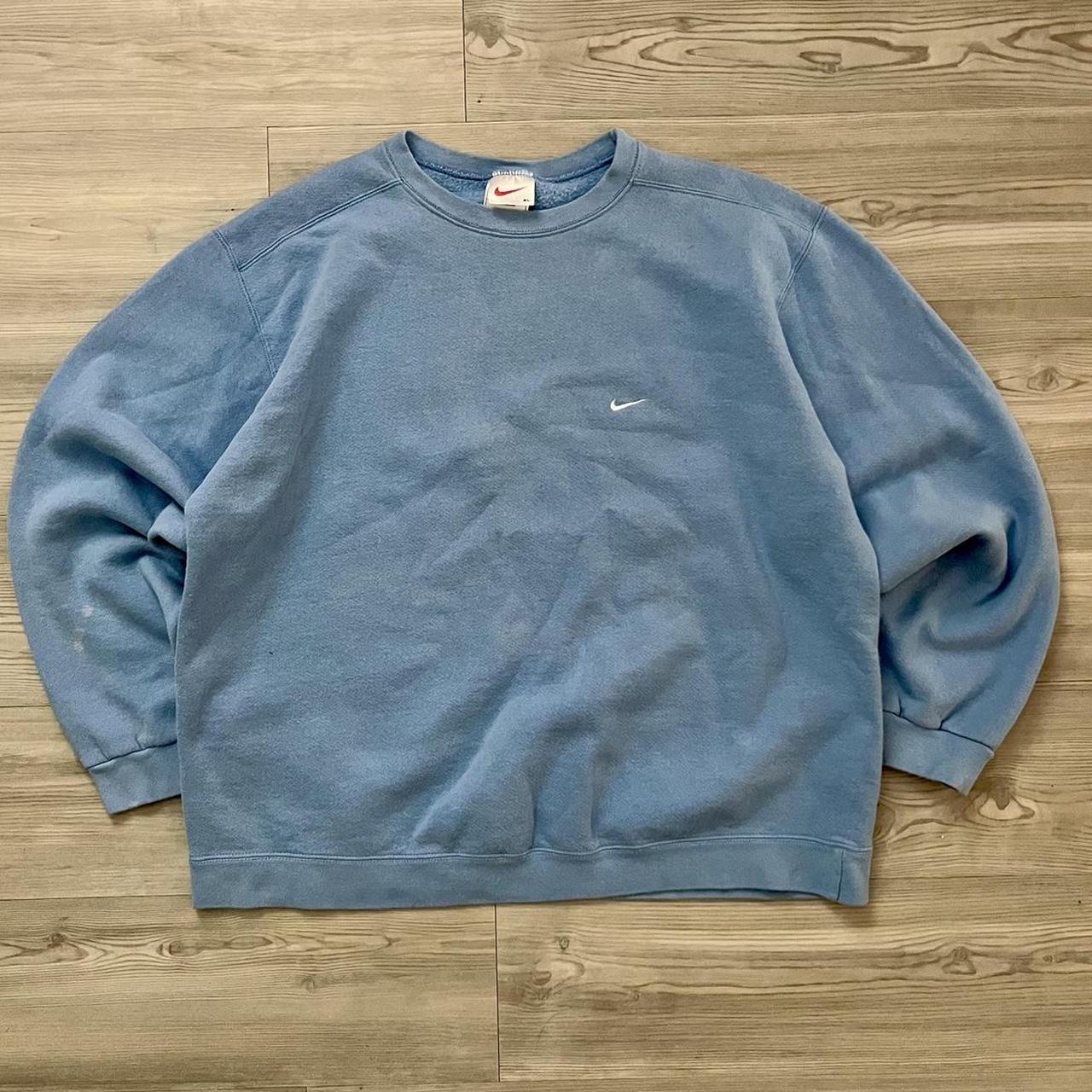 Light blue nike sweatshirt vintage sale