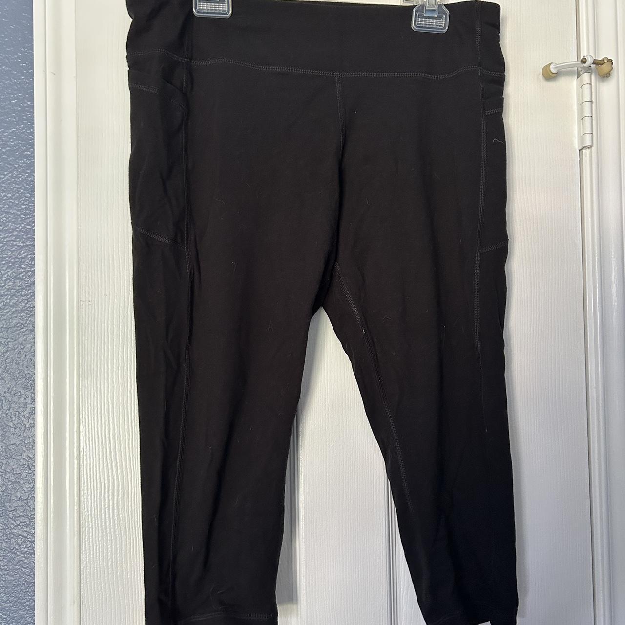 Athletic Works Women's Black Leggings | Depop