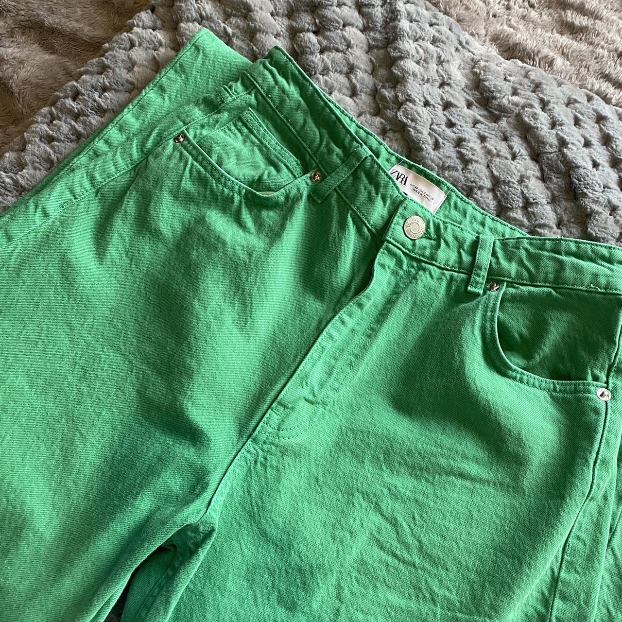 Zara Women's Green Jeans Depop
