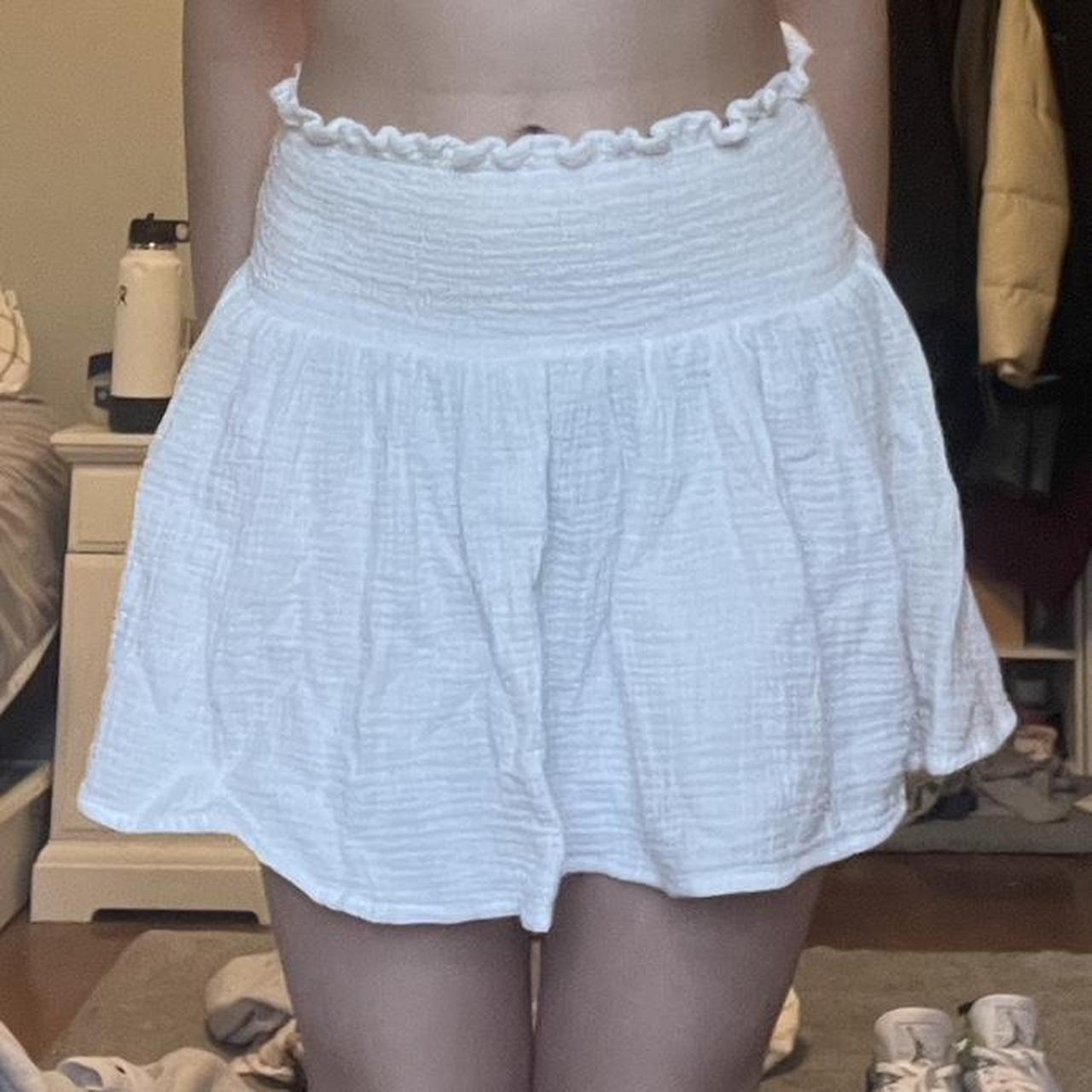 FOREVER 21 WHITE RUFFLE SKIRT flowy white skirt with