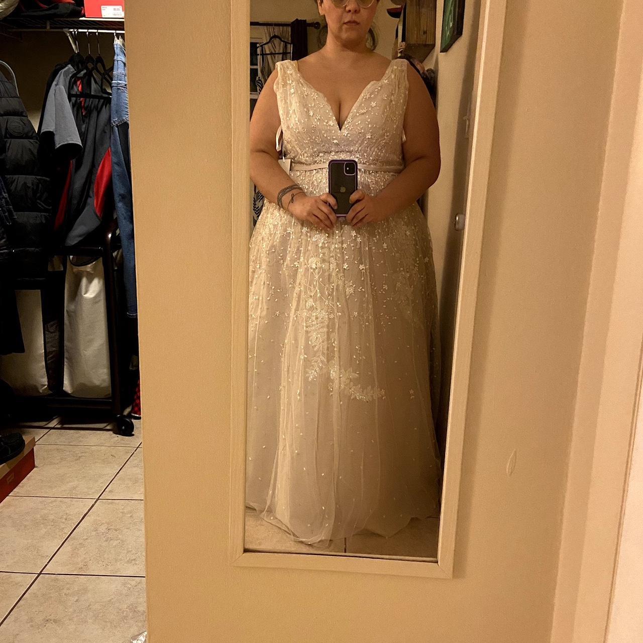 Beautiful champagne gold wedding dress Could also Depop