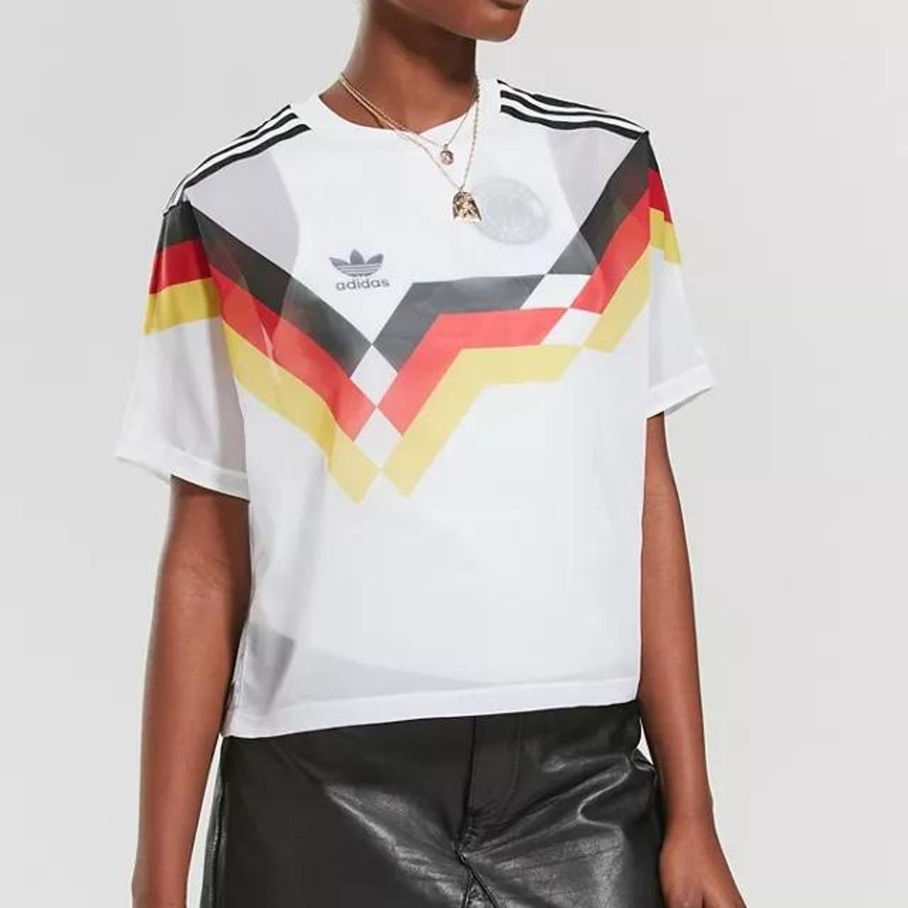 garn Forventer hjælpe Adidas Women's Germany Layer Tee-Shirt, XS NWT - Depop