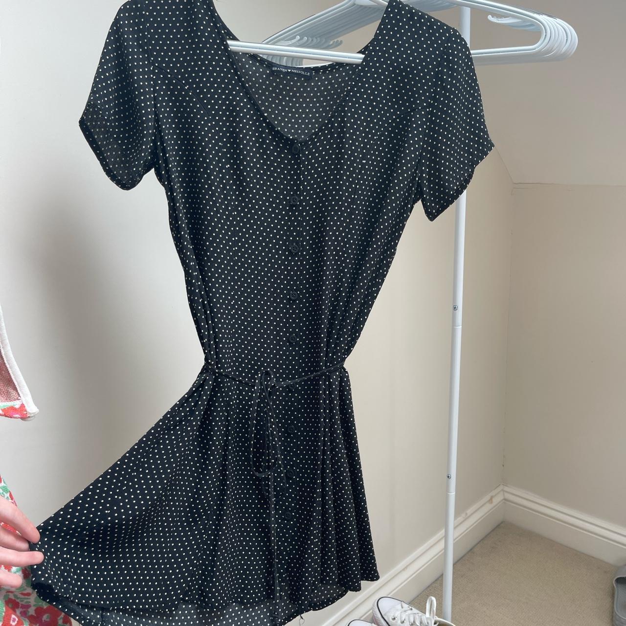 BRANDY MELVILLE POLKA DOT TIE DRESS DRESS 🌻fits... Depop