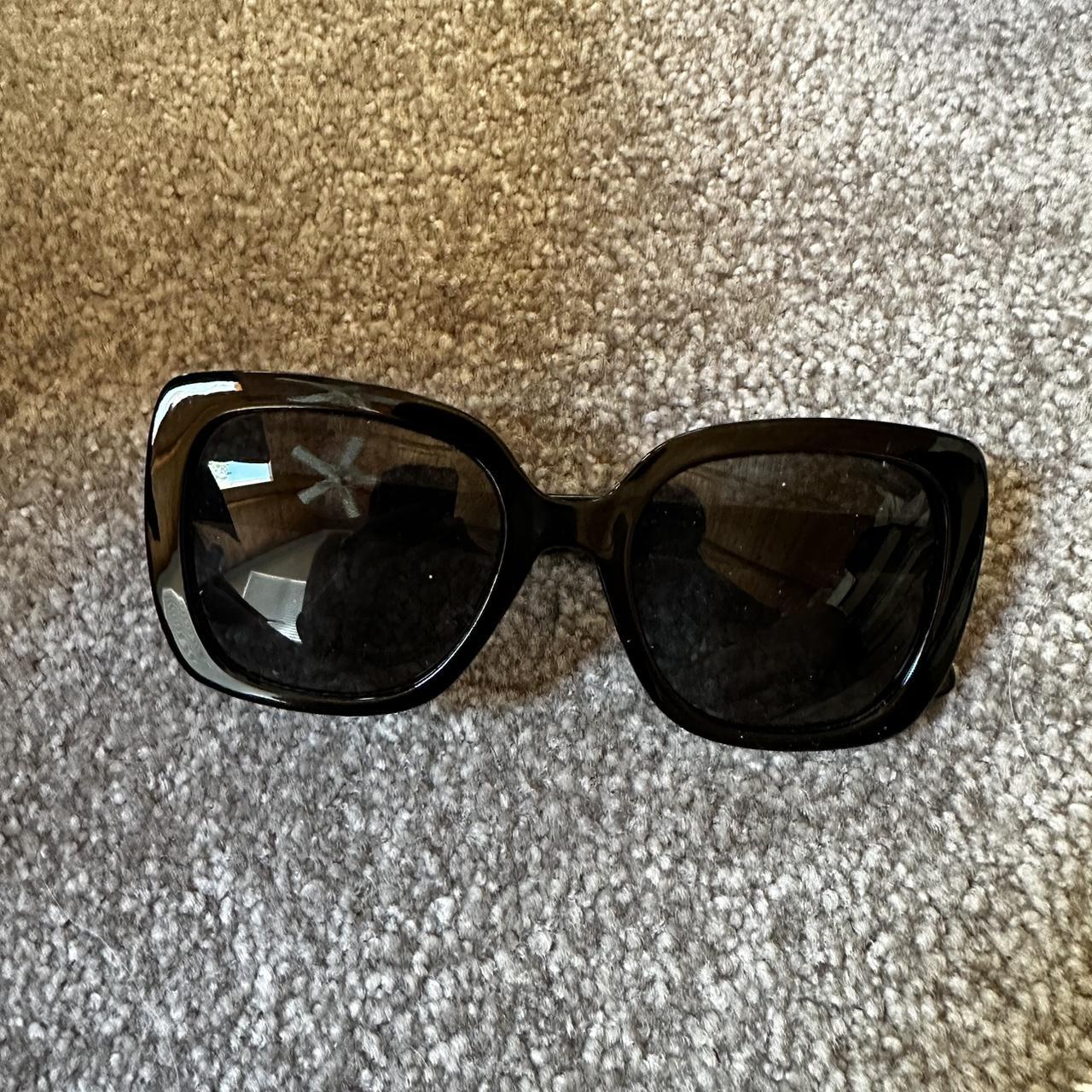 Black sunglasses with gold trim. In great condition!... - Depop