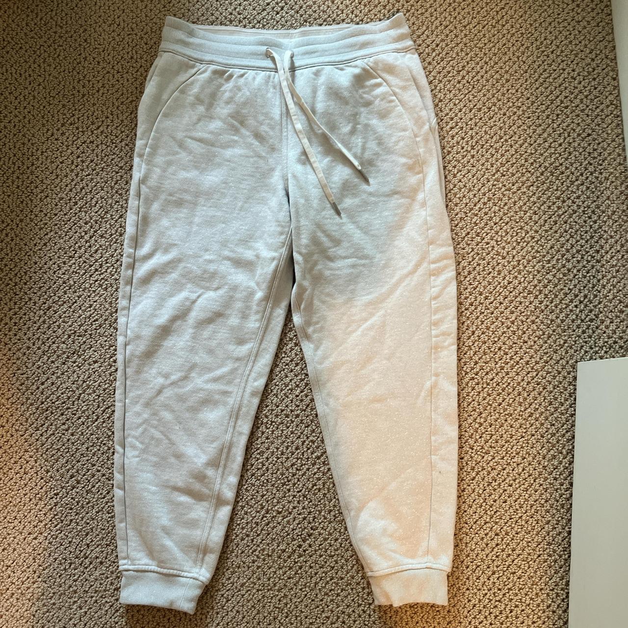 item listed by cgrabootto