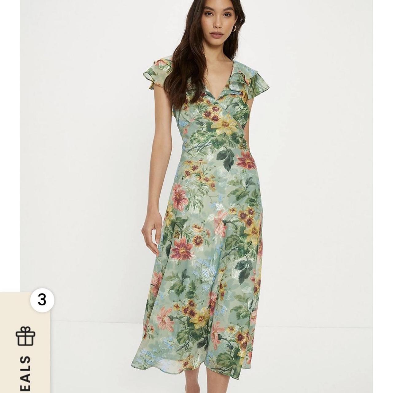 Sage floral midi dress by Oasis Perfect wedding... Depop