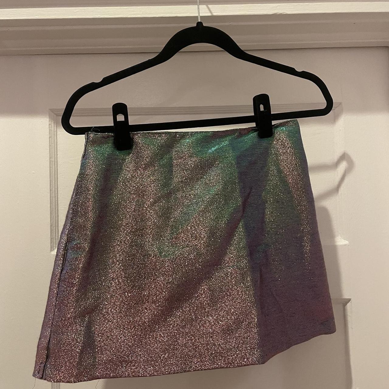 Reflective skirt hangers hotsell