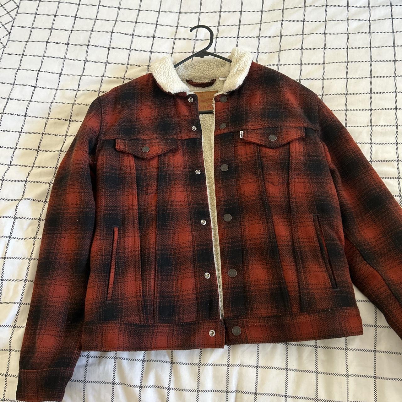 Medium - Levi’s Plaid Sherpa Jacket This jacket is... - Depop