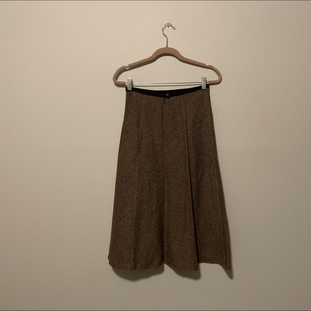 Max Mara Women's Brown and Tan Skirt (2)