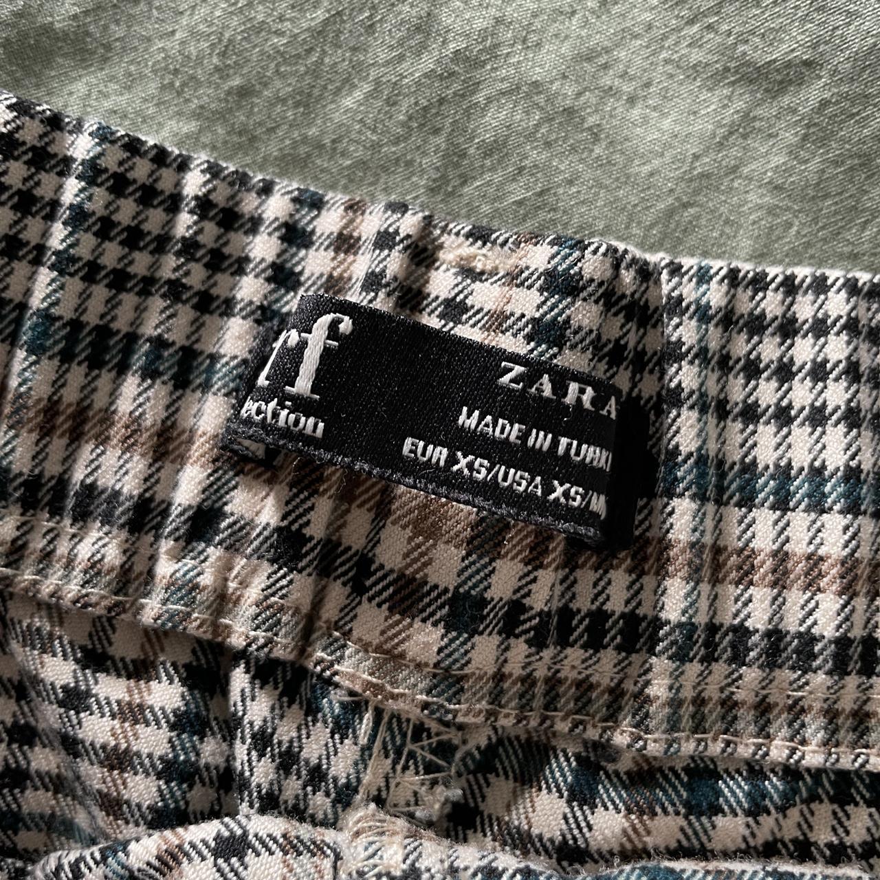 Zara checkered pants. Xs. New. Tan and - Depop