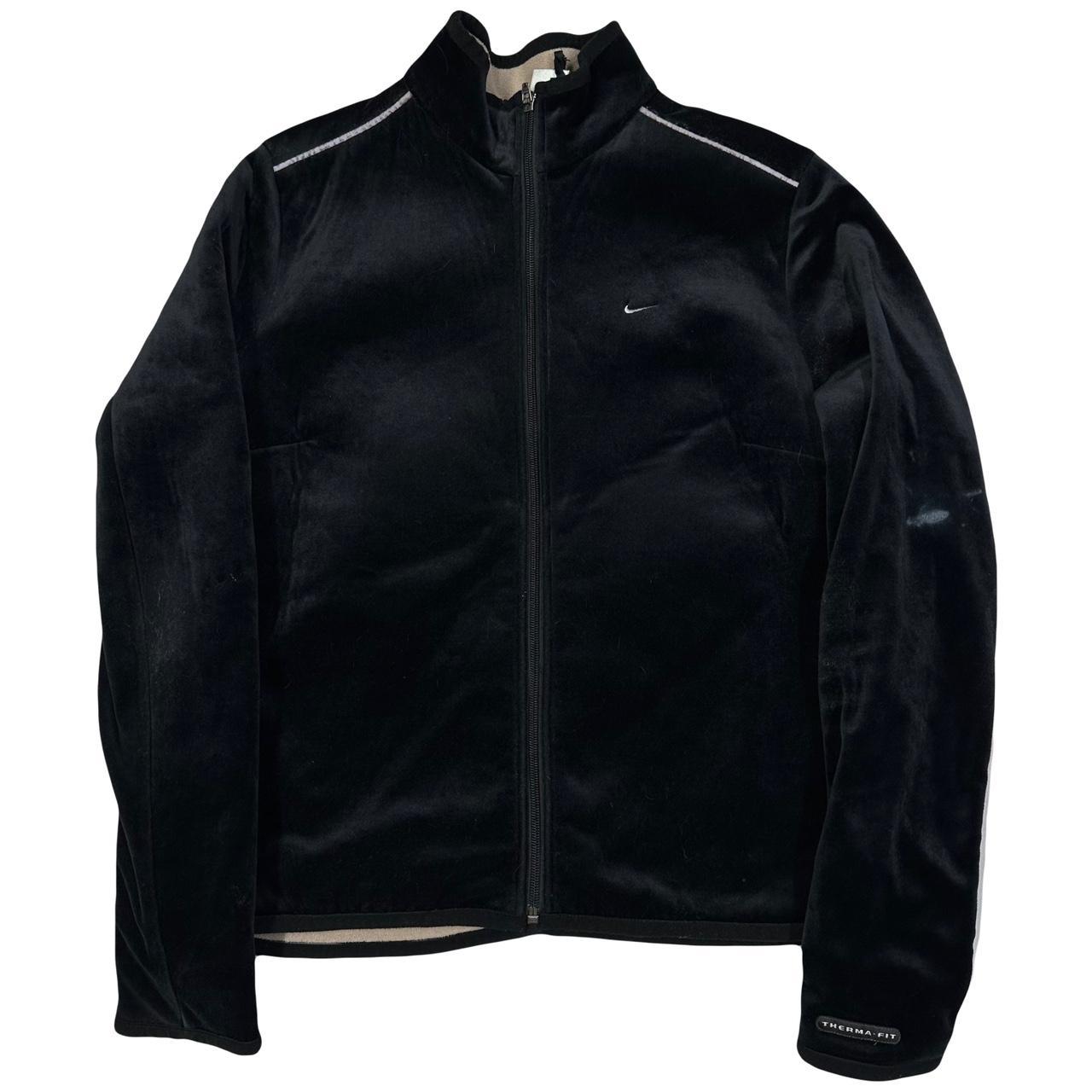 Nike jackets outlet under 2000