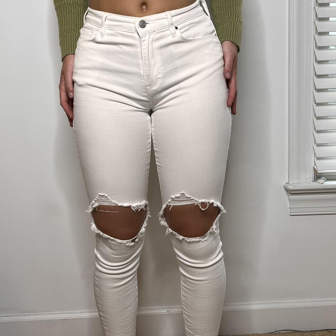 White ripped jeans outlet hollister