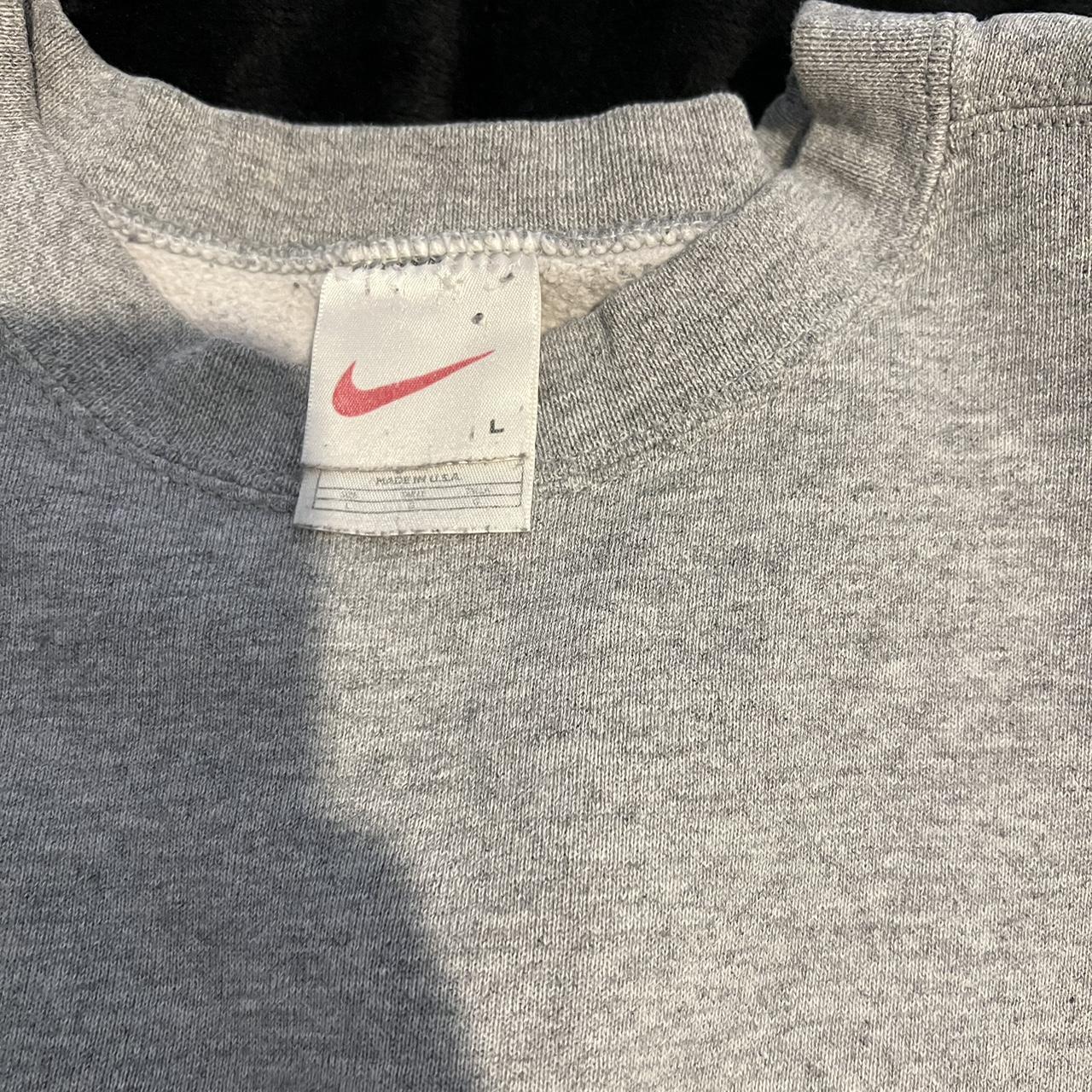 mens grey nike crew neck