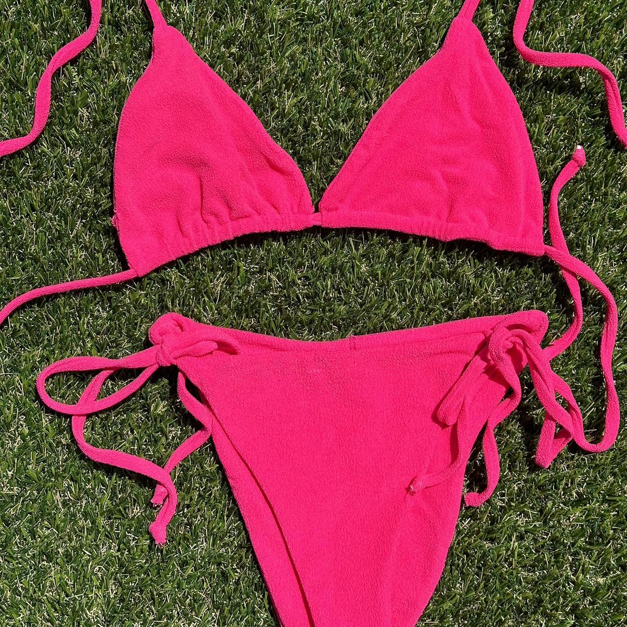 Women's Pink Bikinis-and-tankini-sets | Depop