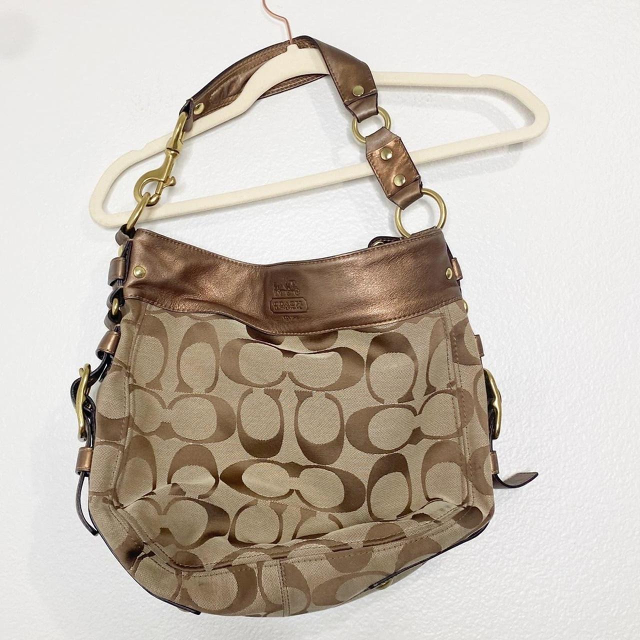 Coach cheapest pre-own hobo bag