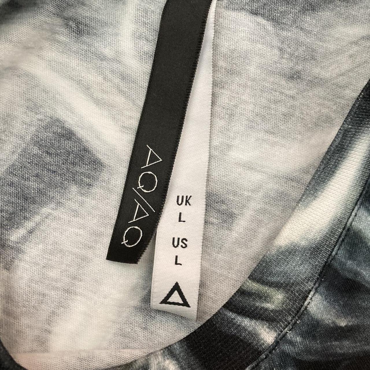 AQ/AQ Men's Grey T-shirt (4)