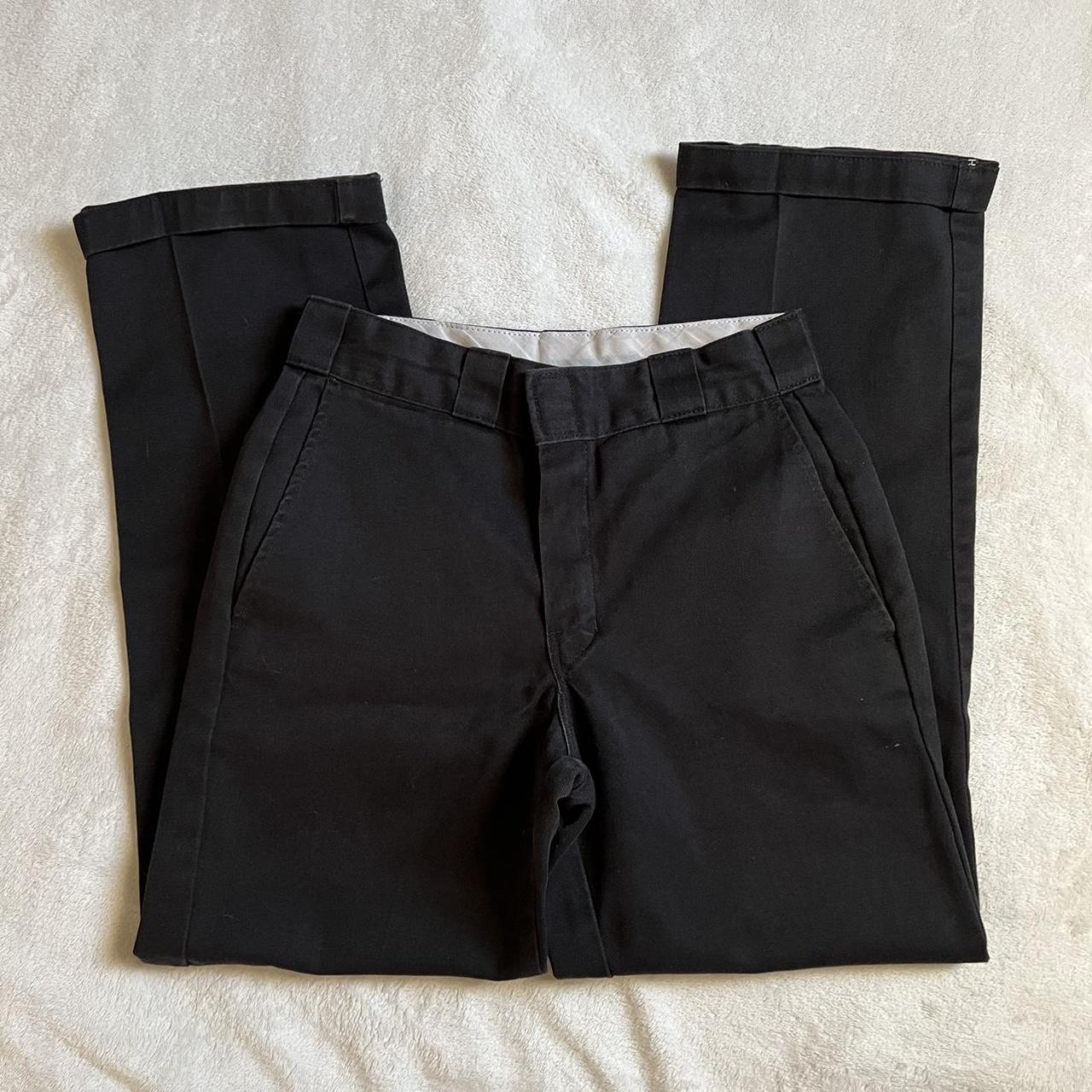 Black 28x30 Dickies pants in great condition besides... - Depop