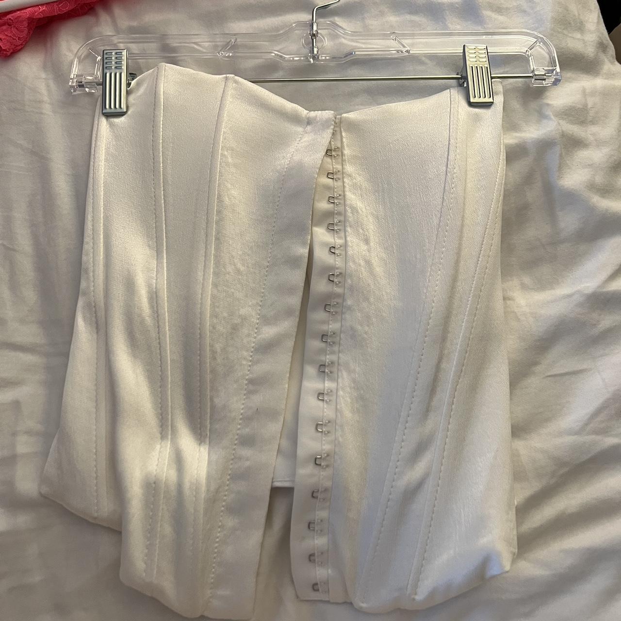 Zara Women's White Corset Depop