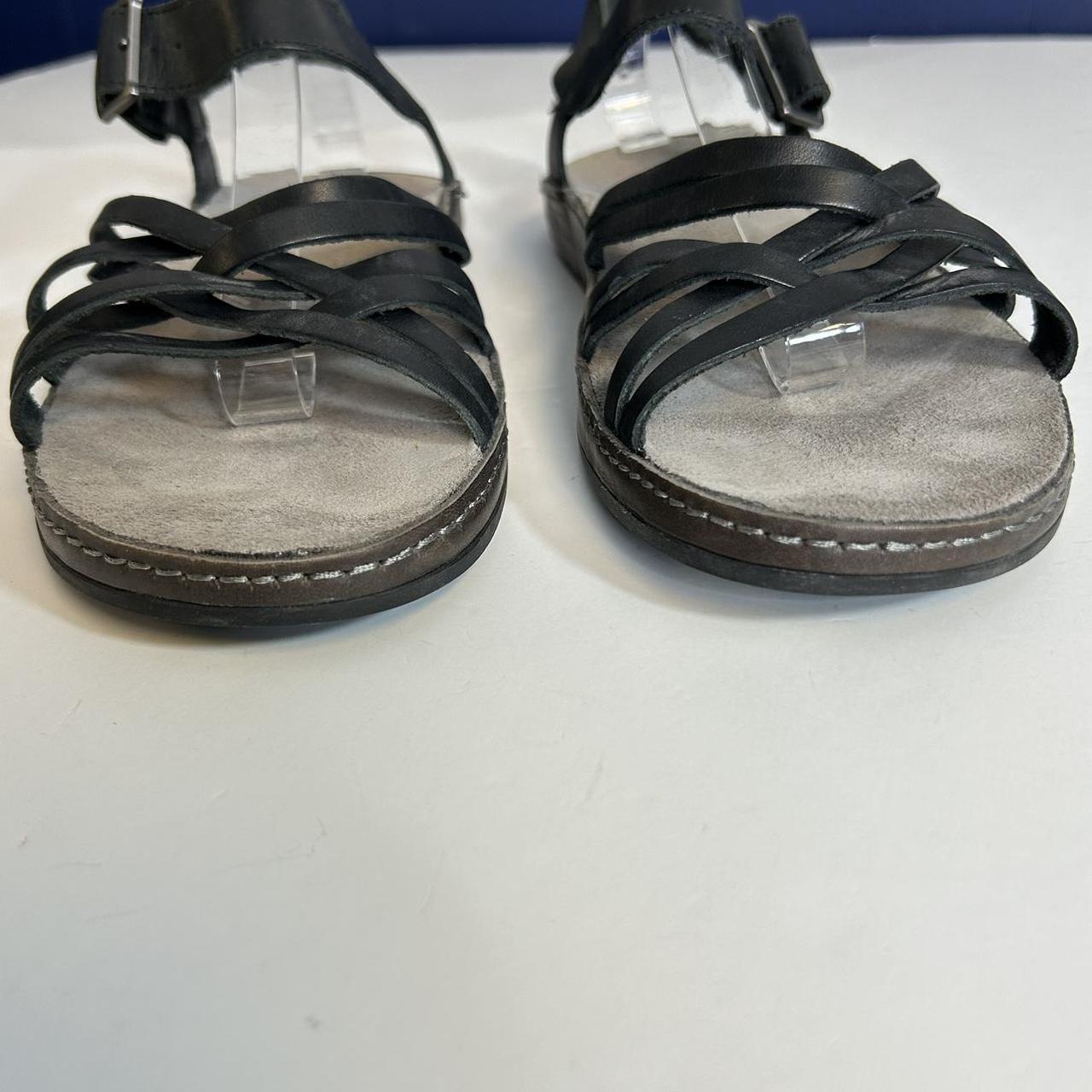 Chaco Fallon Black Leather Sandals. Leather upper