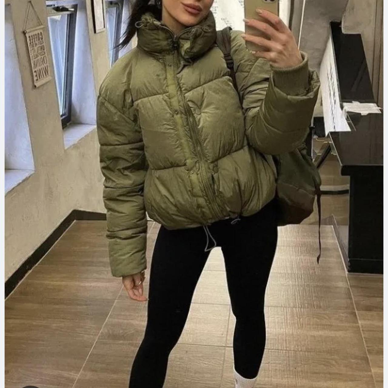 Super Cute Zara Cropped Khaki Puffer Jacket / Coat | Depop