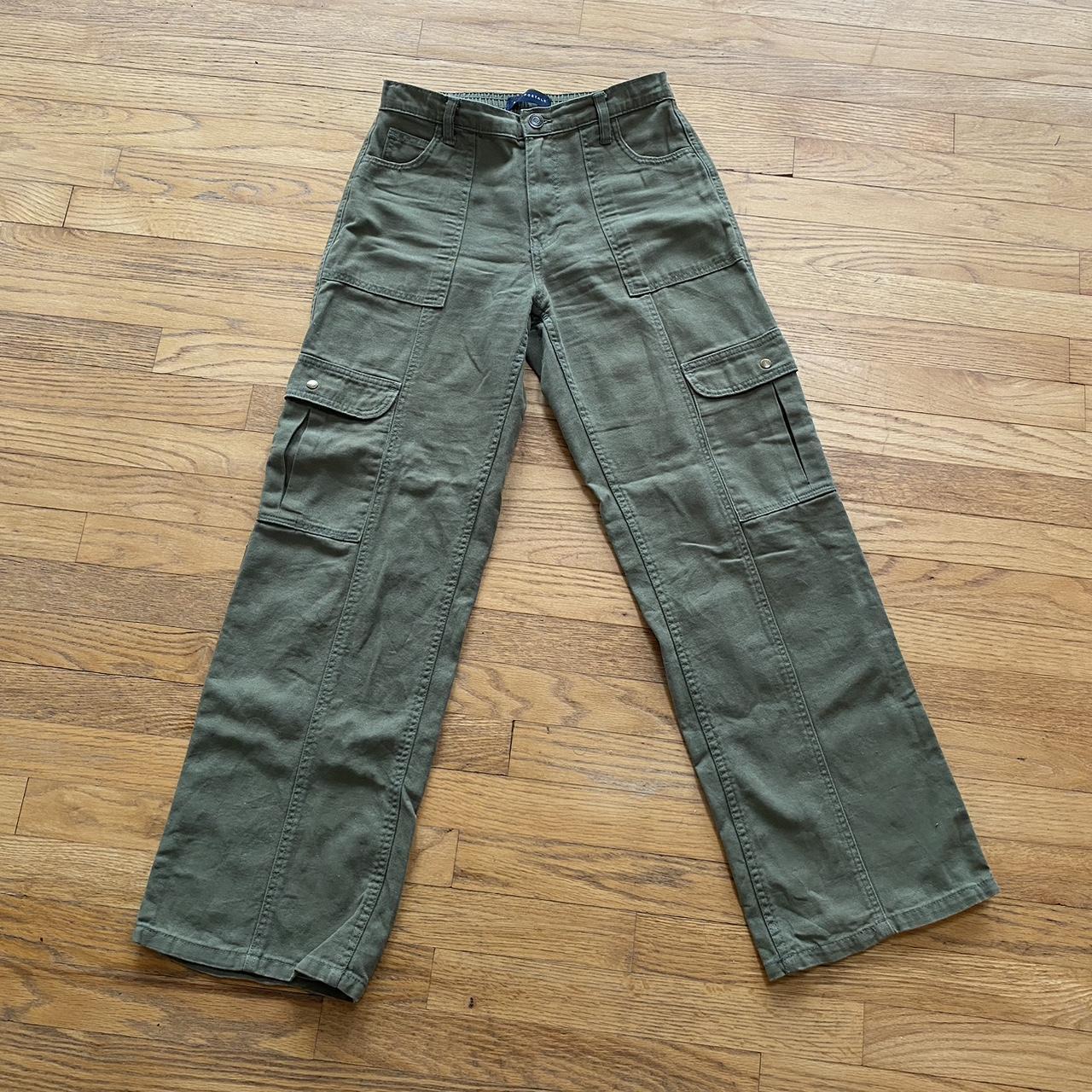 Aeropostale utility cargo pants green Size Depop