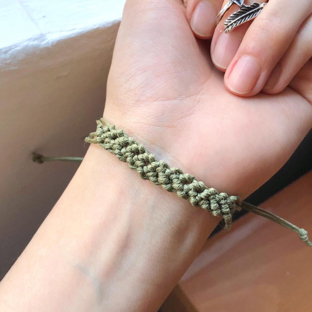 Hemp bracelet hot sale sliding closure