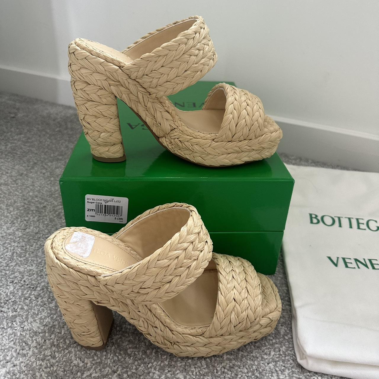 BOTTEGA VENETA, Trinity braided raffia