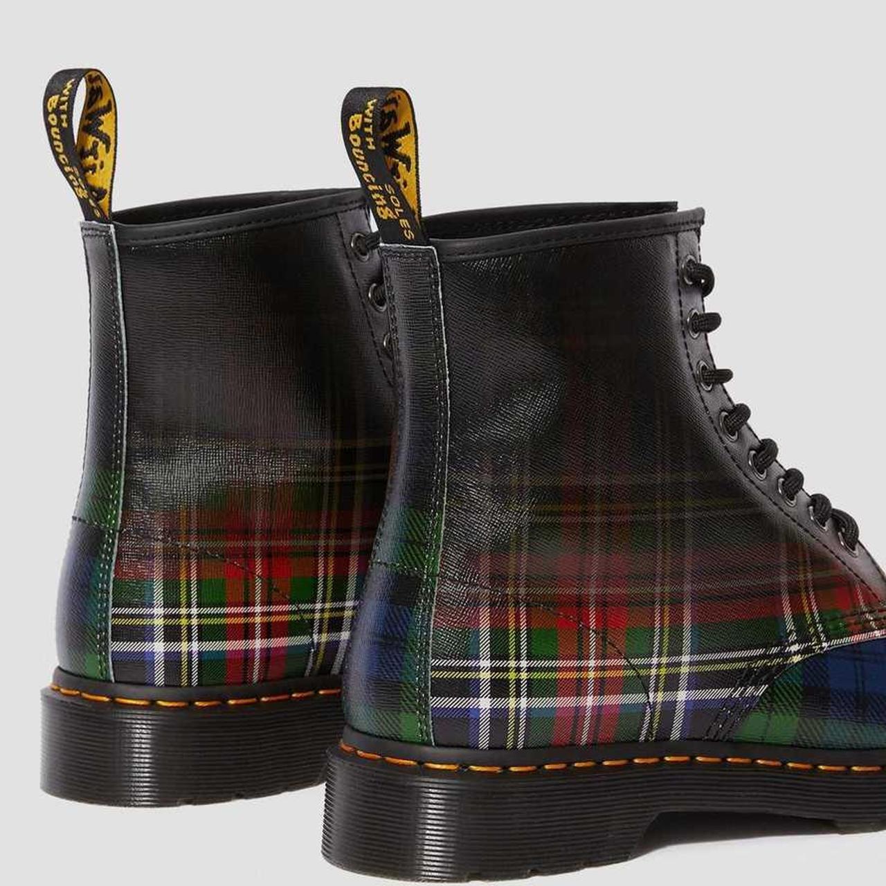 1460 tartan plaid boot