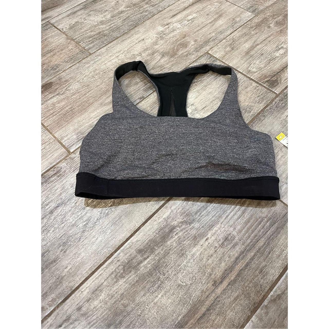 Lululemon Sports Bra Size 6 Good Condition Has