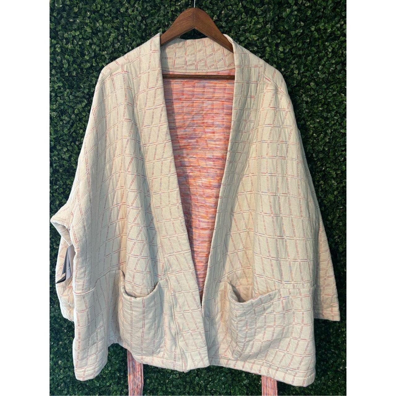 item listed by maddieithrifts