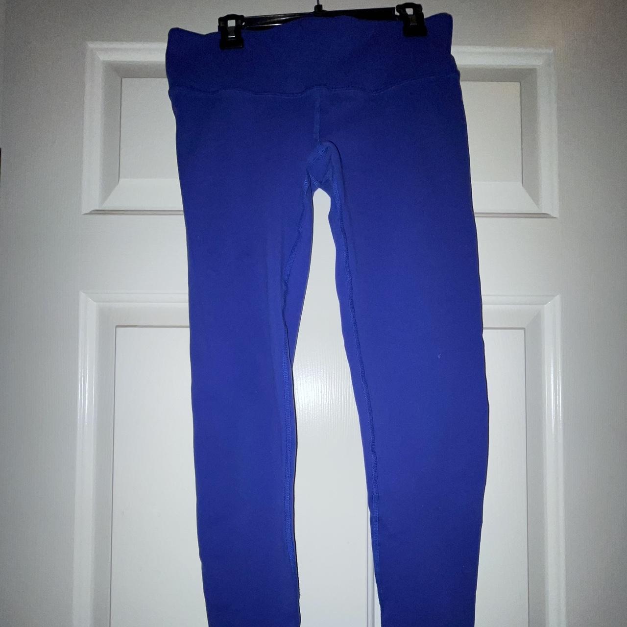 Alo yoga blue leggings The color in the second and... - Depop