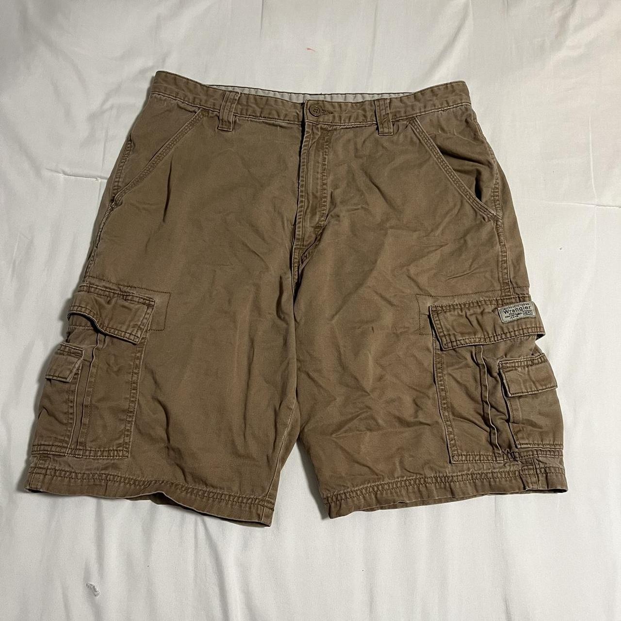 Wrangler Men's Tan and Brown Shorts | Depop