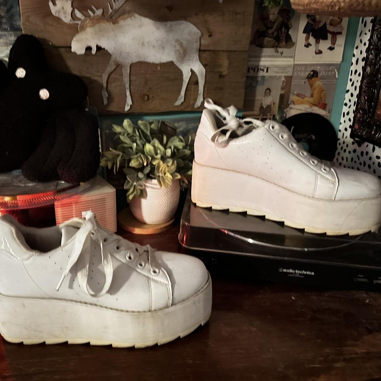 Angelic lala platform store sneakers