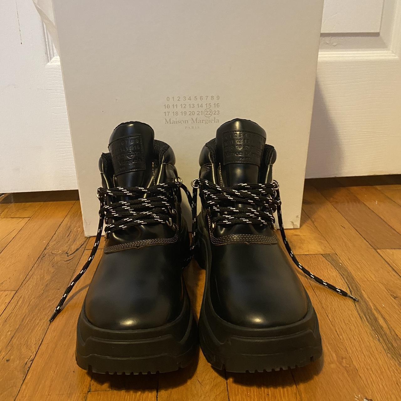 人気海外ブランドアイテム｜ファッション通販 Margiela Maison black Depop | size boots, up lace leather 靴