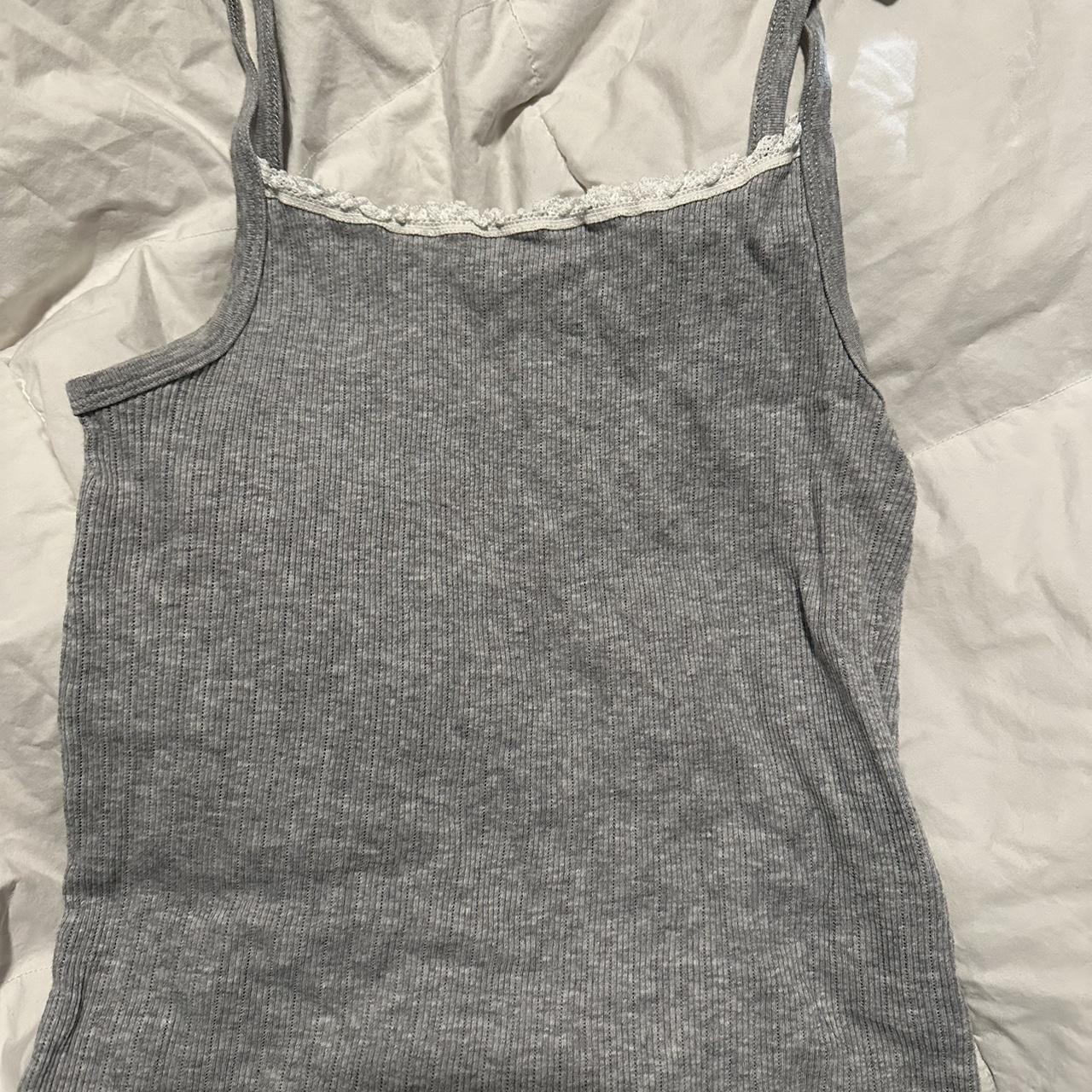 Brandy Melville Women's Grey and White Vest Depop