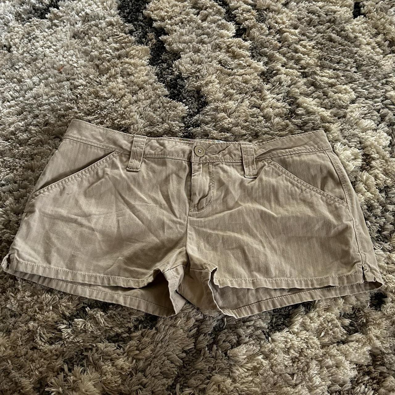 Adorable khaki shorts with hearts embroidered on the... - Depop