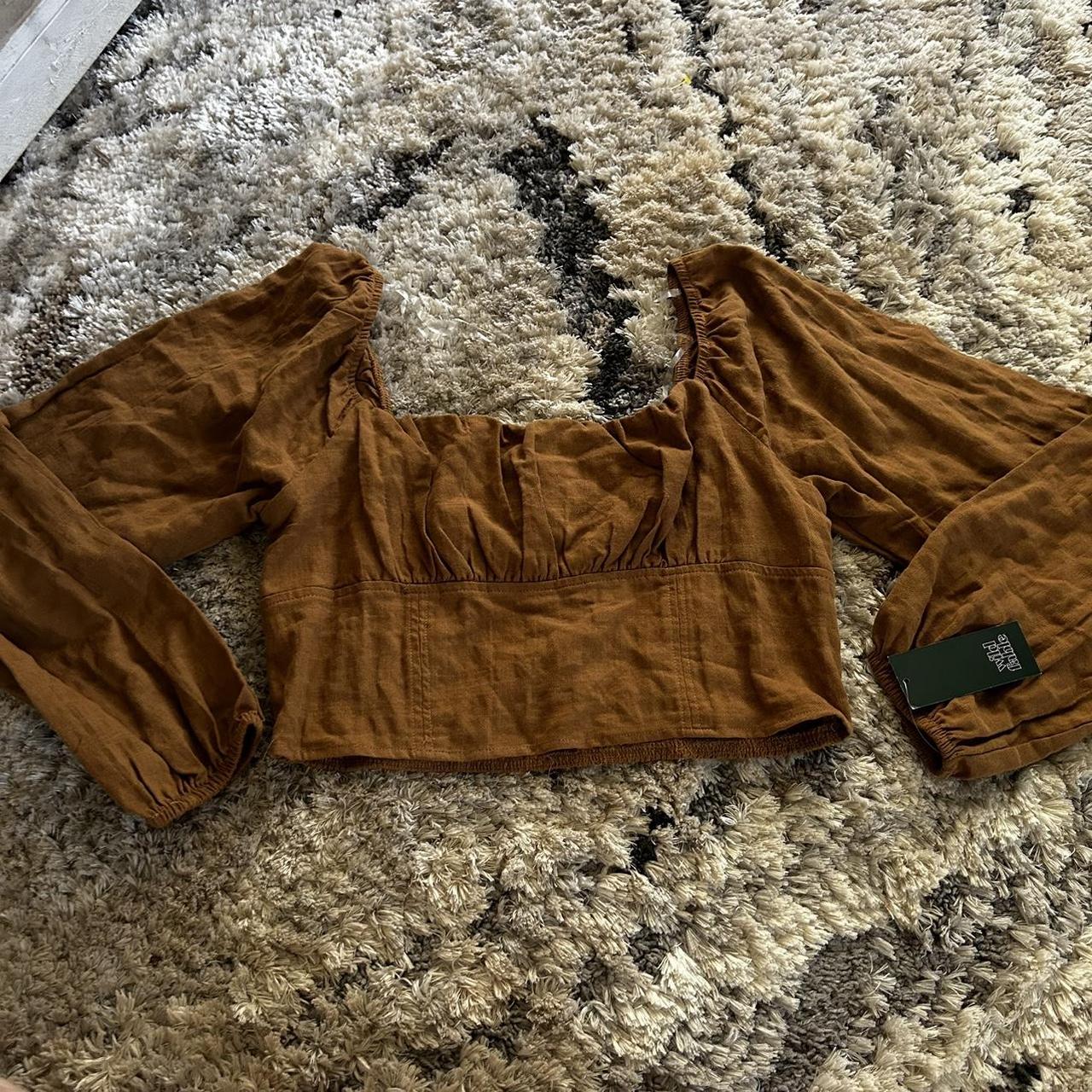 Cute nwt wild fable brown top in great condition!!... - Depop