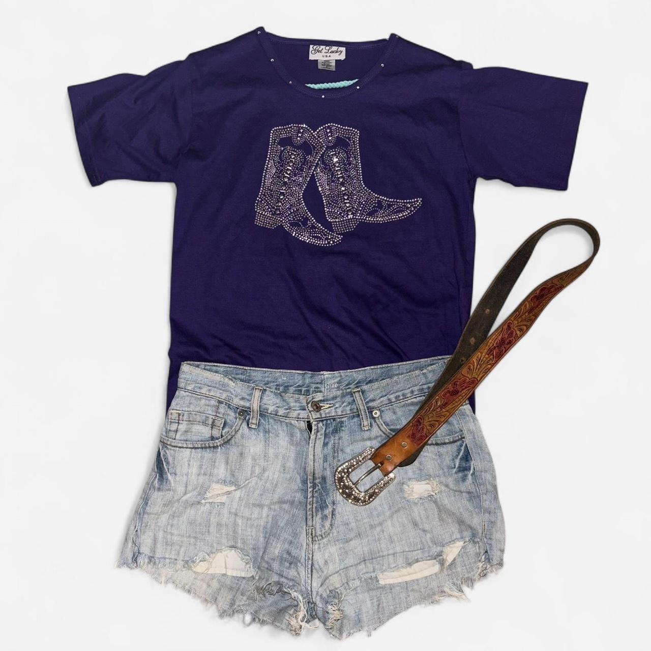 item listed by livsal