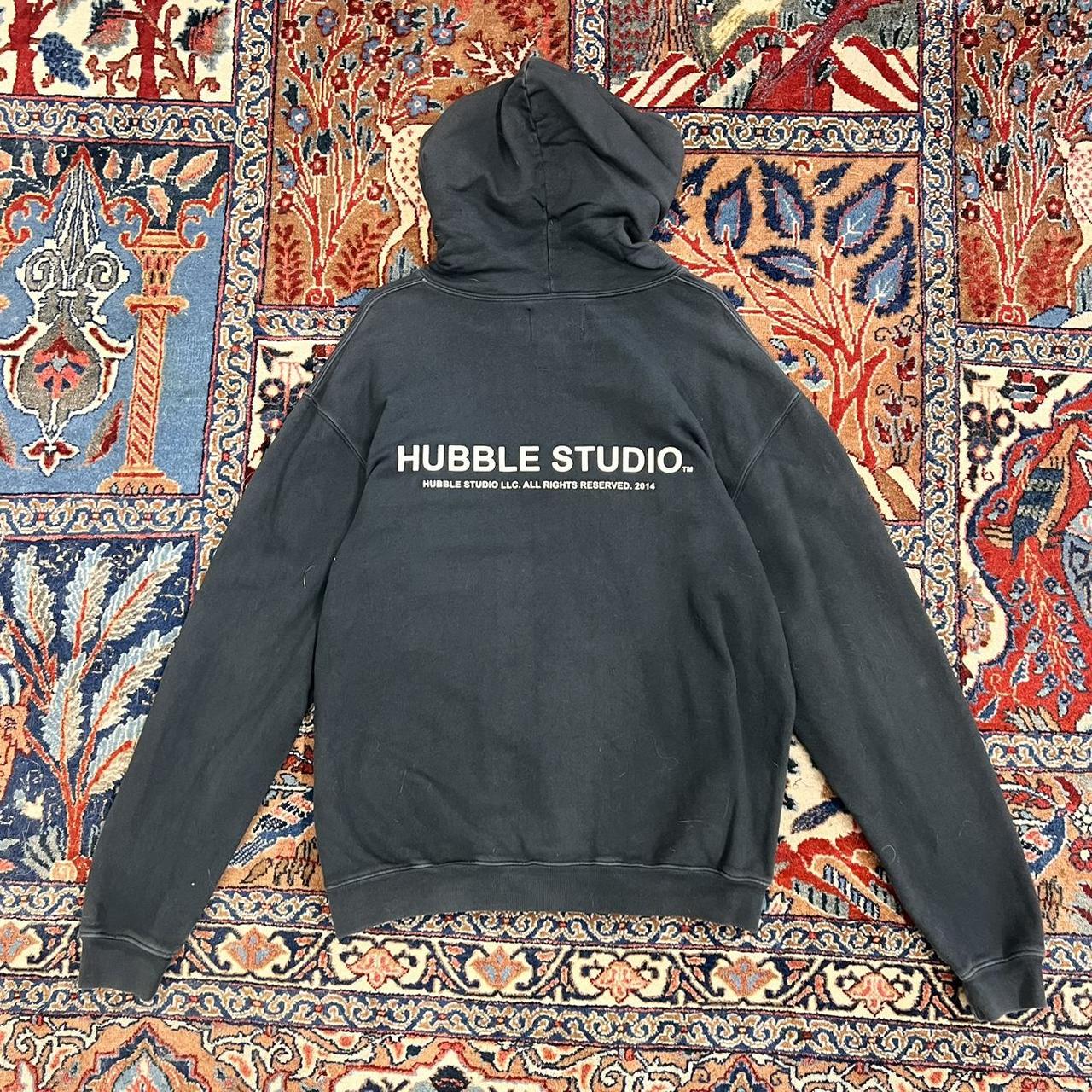 Champion by store hubble studio hoodie