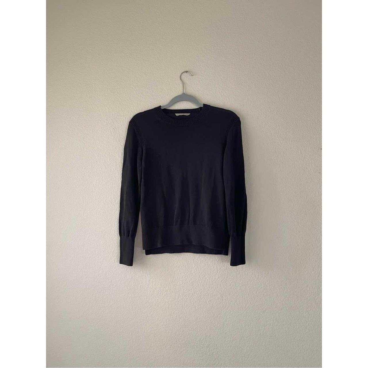 Everlane Women's Black Jumper | Depop