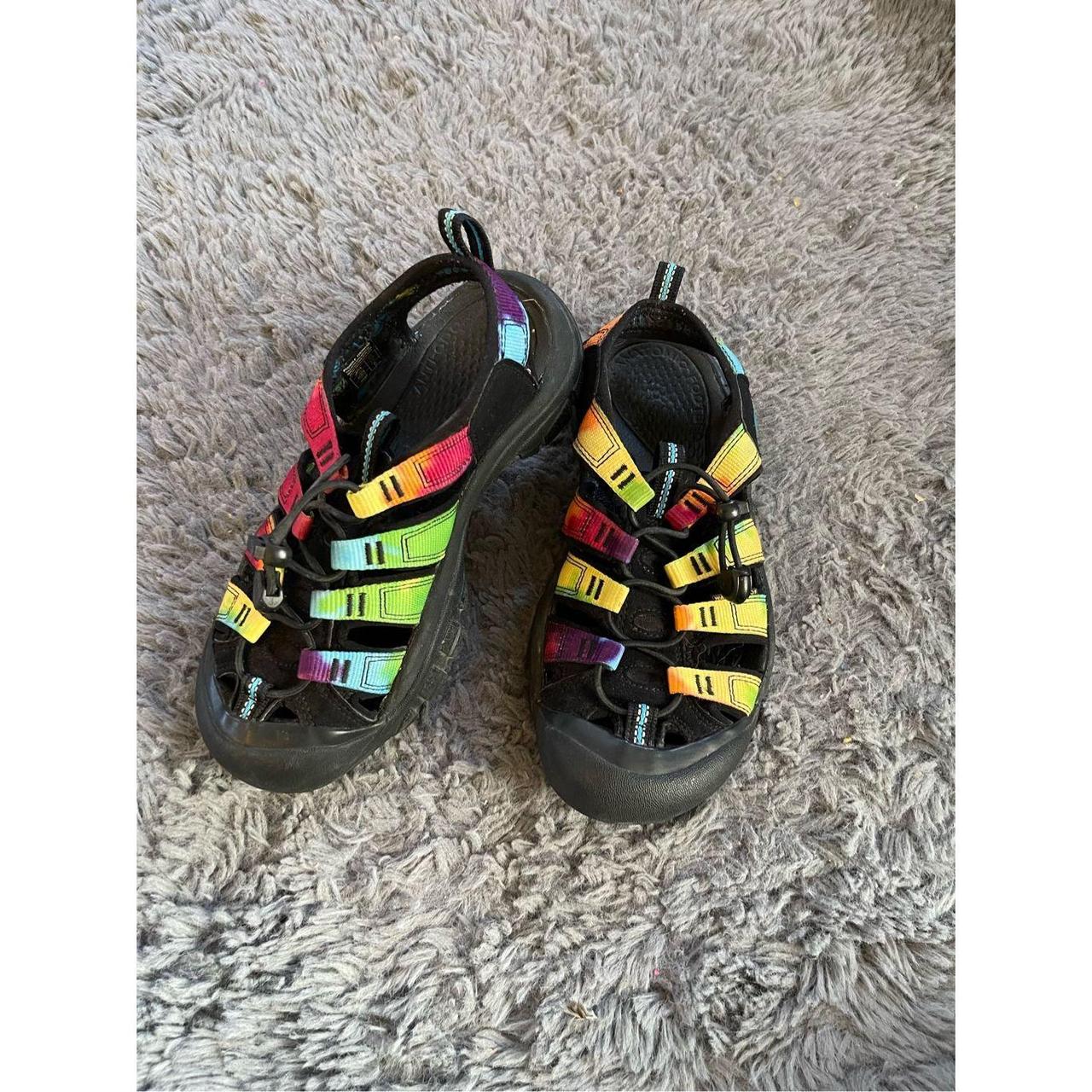 Keen rainbow hotsell sandals womens