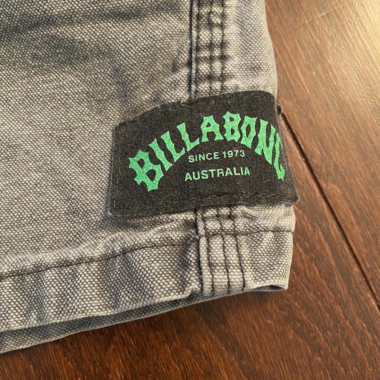 Billabong Men's Grey Shorts (2)