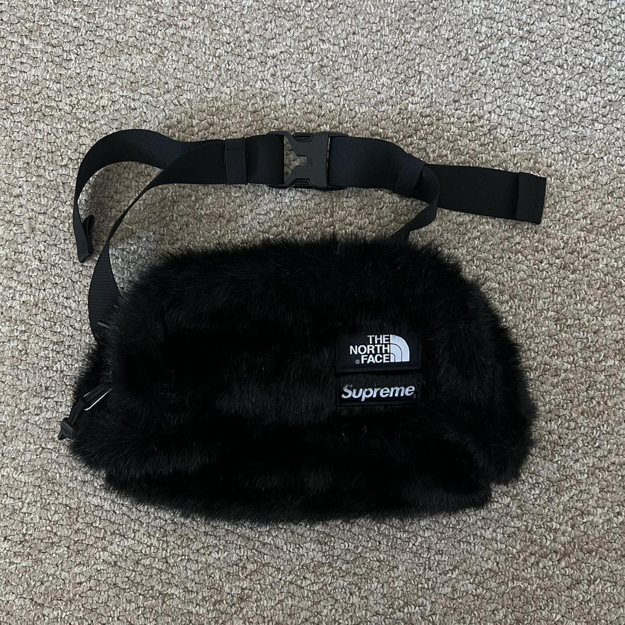 Supreme the north face faux fur waist best sale bag black