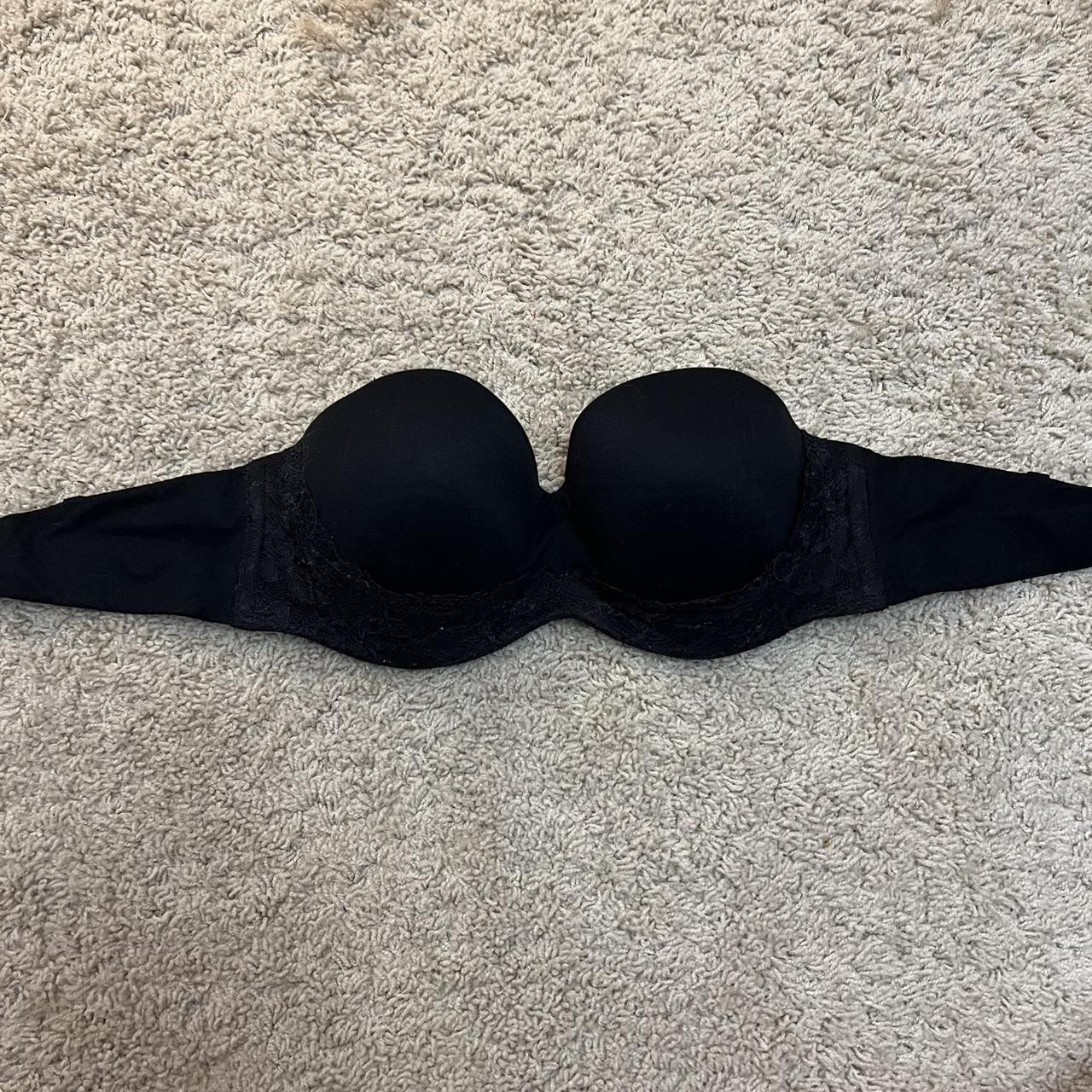 Victorias secret black strapless bra Still in great - Depop