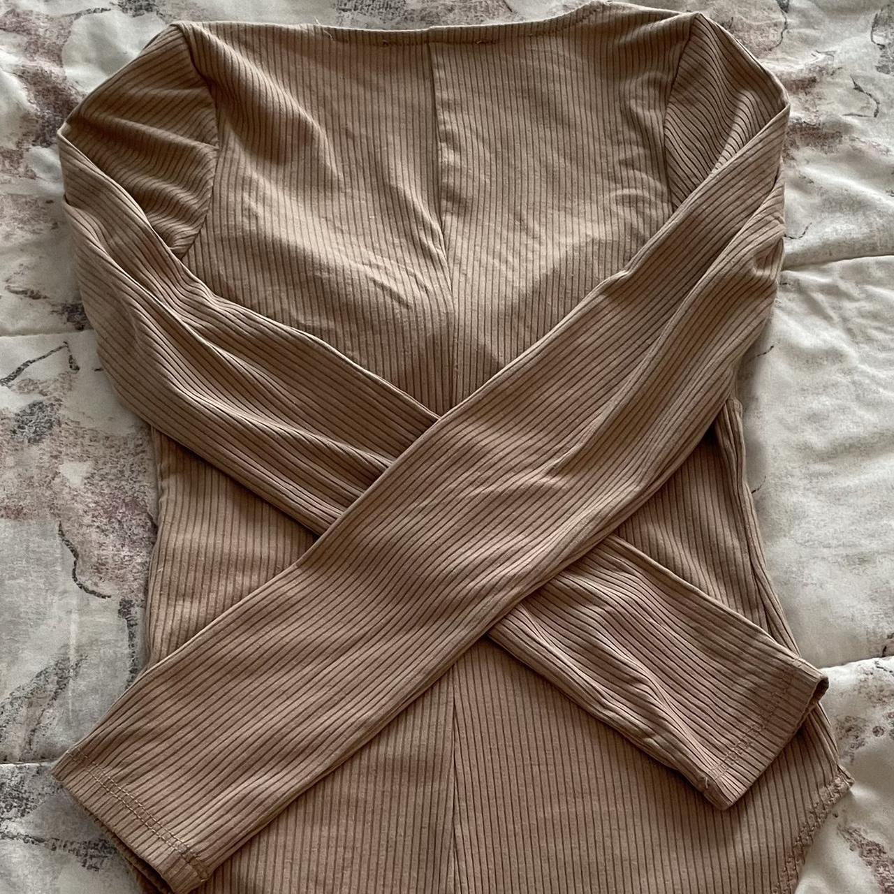 Mixed Threads Los Angeles tan ribbed long sleeve | Depop