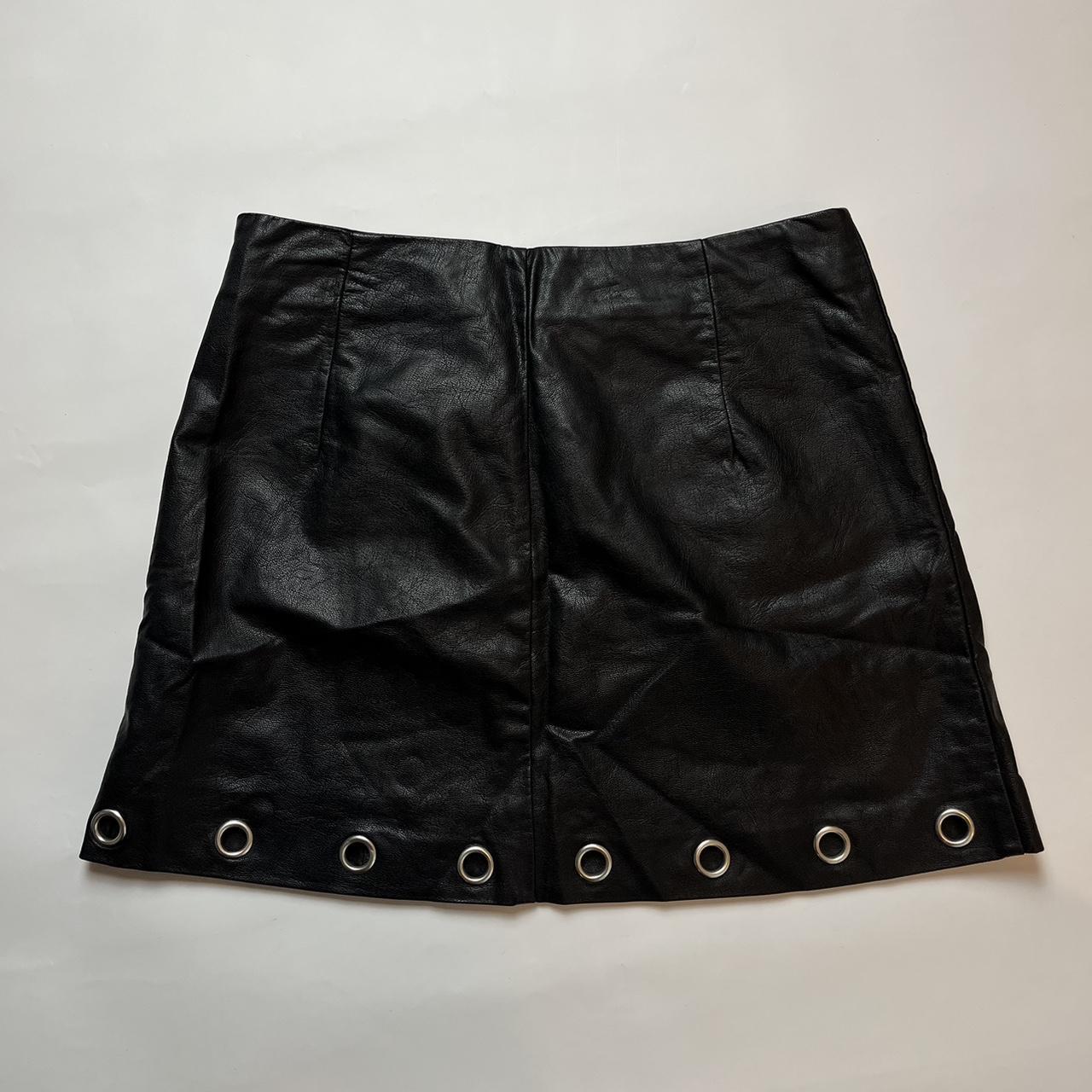 Faux leather mini skirt hotsell forever 21